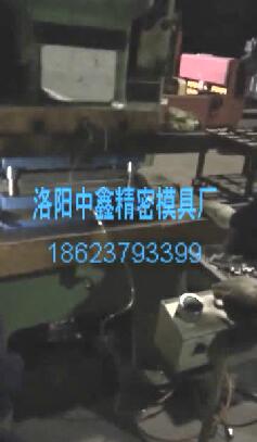 冲压自动化-冲床工作视频